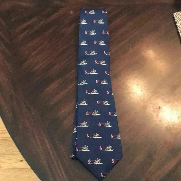 Land’s End holiday tie - Picture 1 of 2